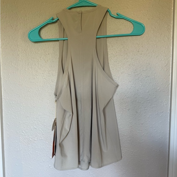 Vuori Villa Tank in Beach Sand - Picture 4 of 7